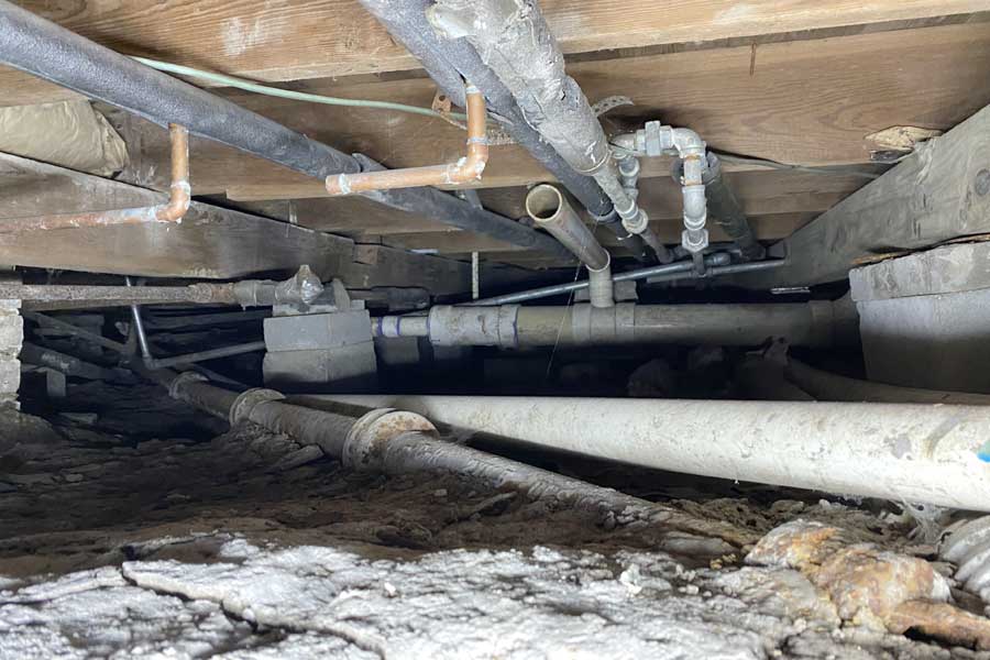Replacing Plumbing in House Segval Builder