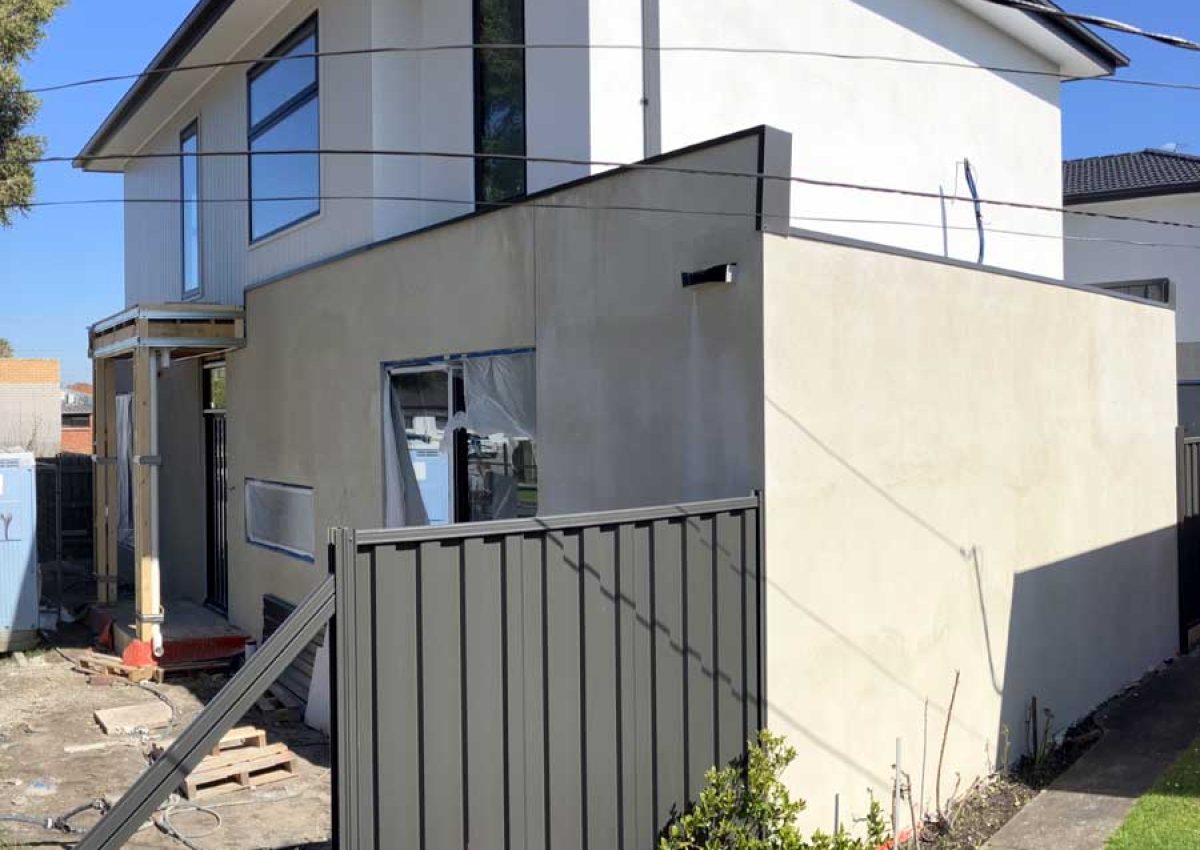 bentleigh knockdown and-rebuild one block three new homes