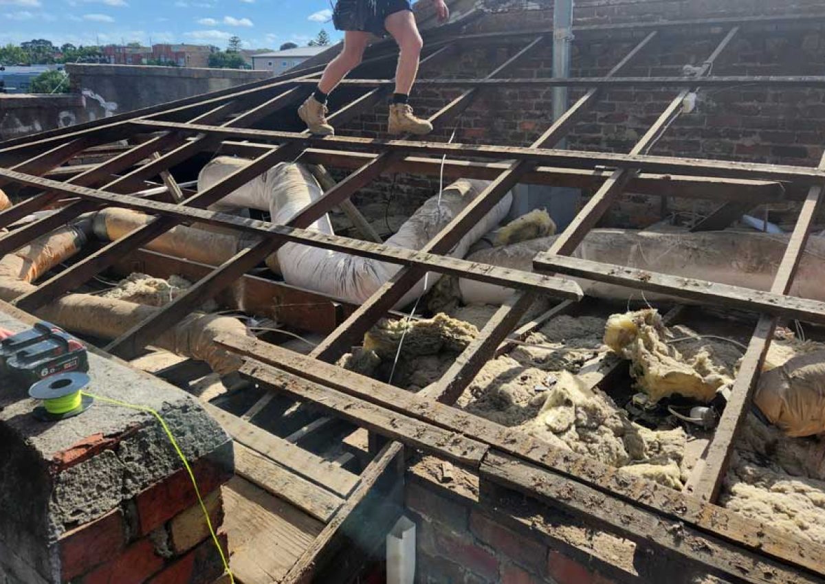 how long does a roof replacement take